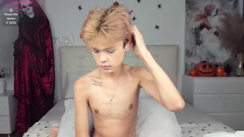 Felix online show from October 15, 4:52 pm