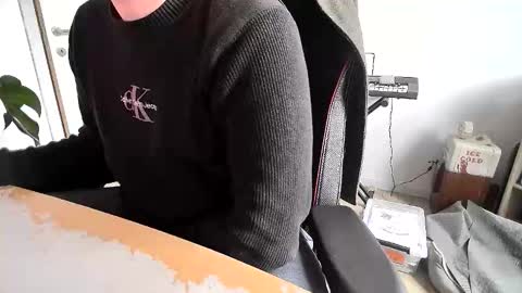 fem_alice_louis_dom online show from April 13, 9:57 am