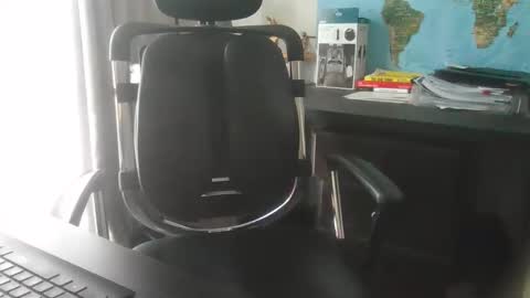 femdomsubby online show from April 21, 11:23 pm