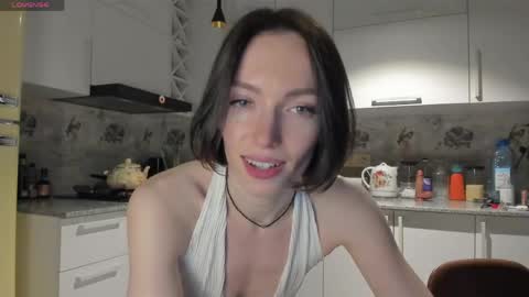 Leya online show from April 22, 6:15 pm