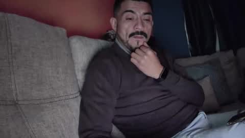 fernand89 online show from December 18, 5:26 am