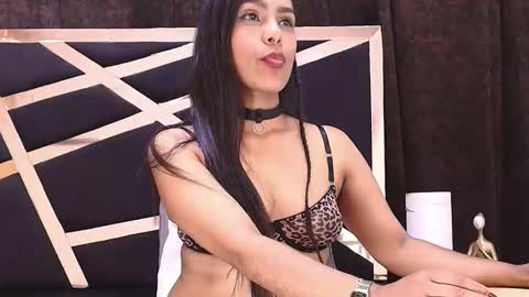 Fernandabrown s online show from February 8, 8:51 am