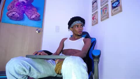 Snapshot of fernando_perezx chatting on October 19, 10:03 pm fernando online show from October 19, 10:03 pm