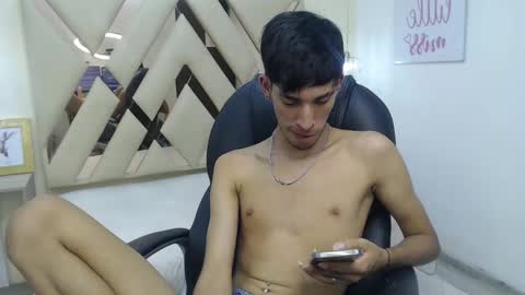 FER PHOENIX online show from March 8, 9:50 am