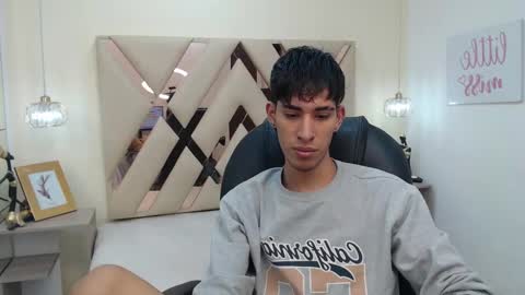 FER PHOENIX online show from March 12, 4:08 am