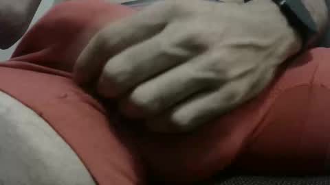 fescarf1991 online show from December 16, 5:03 am