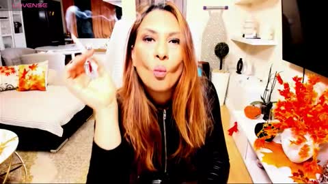 Snapshot of fetishfantasyeve chatting on October 16, 10:30 pm Fetishfantasyme my X online show from October 16, 10:30 pm