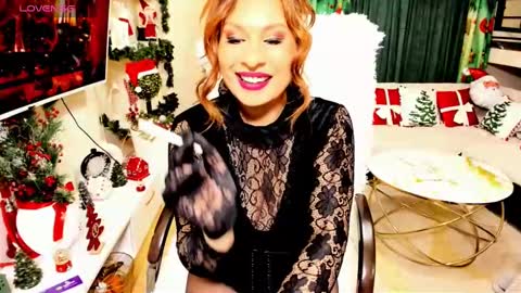 Snapshot of fetishfantasyeve chatting on December 20, 11:05 pm Fetishfantasyme my X online show from December 20, 11:05 pm