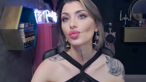 Sarah online show from January 23, 6:14 pm