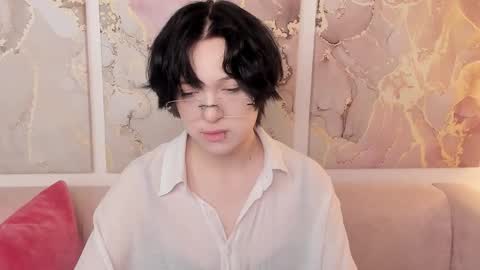 fiamoory online show from January 12, 1:23 am