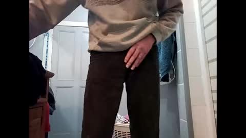 fifi010203 online show from December 1, 6:50 pm