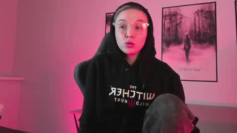 Snapshot of filipinaadams chatting on March 1, 5:31 am cap and Lana  online show from March 1, 5:31 am