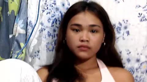 filipinagirl_18 online show from April 8, 8:39 am