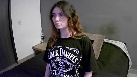 Alice and Max online show from March 27, 8:26 am