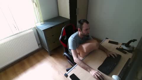 Jane and Findo online show from February 26, 3:03 am