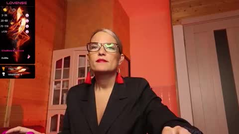 Lady online show from November 8, 6:38 am