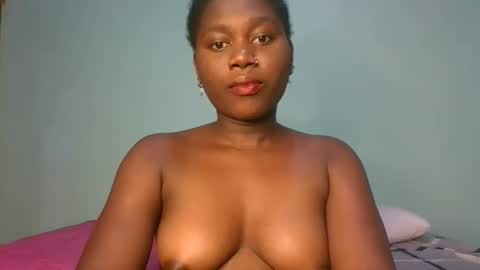 Snapshot of fine_melanie chatting on March 2, 3:02 am melanie online show from March 2, 3:02 am
