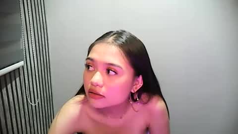 KEONA online show from February 21, 5:16 pm