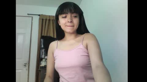 finnky1 online show from April 15, 4:49 am