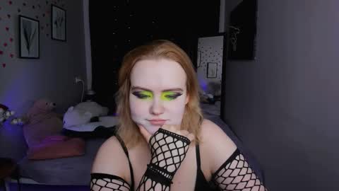 Fiona online show from March 21, 10:57 pm