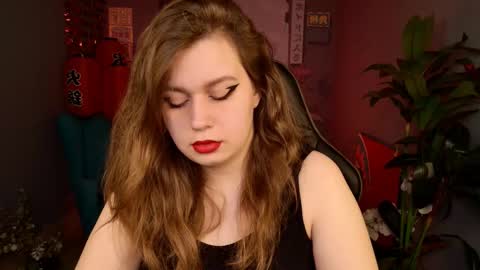 fiora online show from March 13, 6:49 am