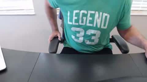 USAUSA online show from April 21, 12:56 pm