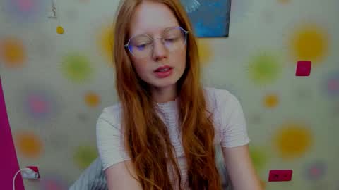 fire_luna online show from September 13, 5:10 am