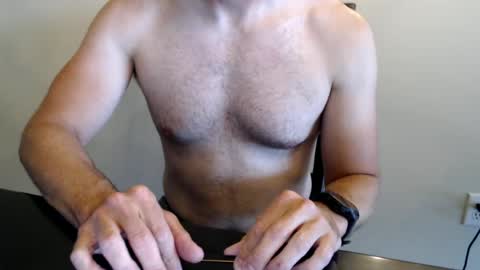 fithubby80 online show from June 22, 10:06 pm