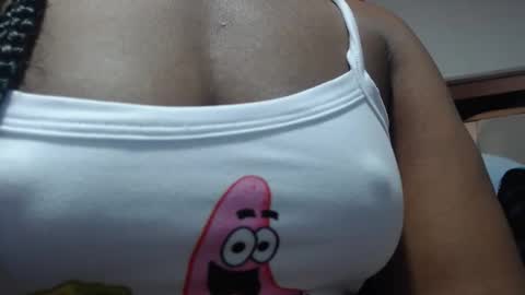 flacahot33 online show from April 16, 5:07 am