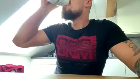 flashi1990 online show from November 8, 2:31 pm