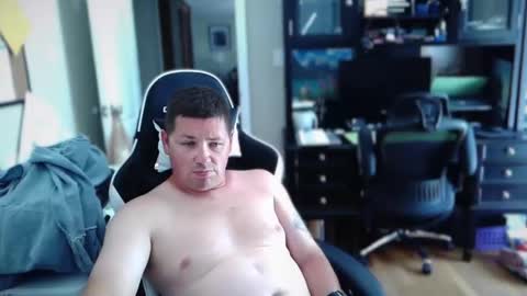 FL guy online show from May 26, 5:30 pm