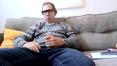 Snapshot of flirtofcharleston chatting on February 17, 7:12 pm Flickrbrite online show from February 17, 7:12 pm