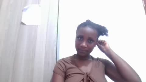 flirty_arrya online show from April 12, 8:57 pm