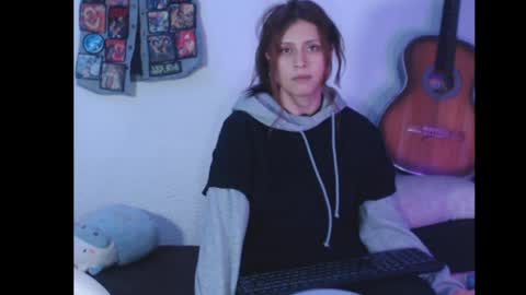 flor3citarockera online show from April 17, 3:25 pm