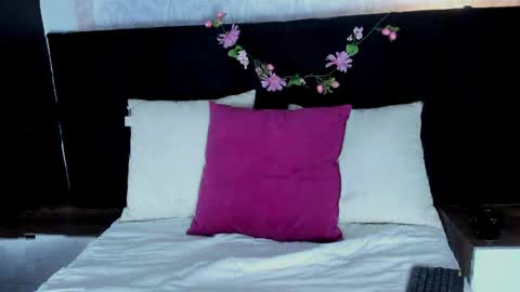 FLORA online show from April 3, 12:28 am