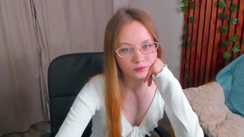 hey there guys im Flora no not the one from WInx. But I love magical stuff and especially I love nature. I dont know I thin online show from May 20, 6:43 am