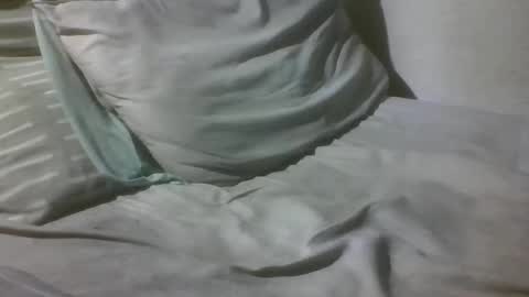 flo slave online show from April 21, 1:42 am