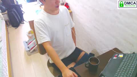 flowerbox online show from December 21, 4:30 am