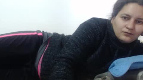 flowerlauren69 online show from January 24, 9:39 am