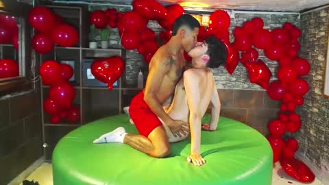 Snapshot of flyckers chatting on March 11, 12:22 am flyckers online show from March 11, 12:22 am