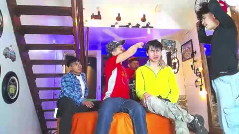 Snapshot of flyckers chatting on September 13, 8:22 pm flyckers online show from September 13, 8:22 pm