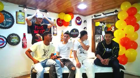 Snapshot of flyckers chatting on January 20, 6:43 pm flyckers online show from January 20, 6:43 pm