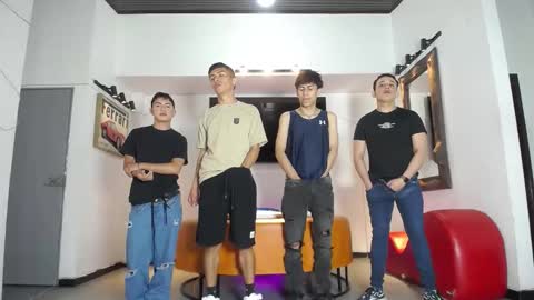 flyckers online show from January 10, 10:15 pm