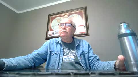 fmfsocal123 online show from December 28, 2:33 am