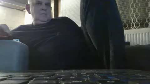 fofodi online show from February 10, 8:01 pm