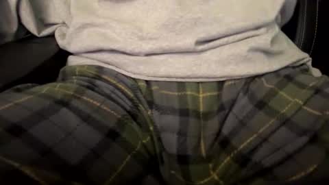 MikeCheckedLooper online show from April 12, 5:11 am