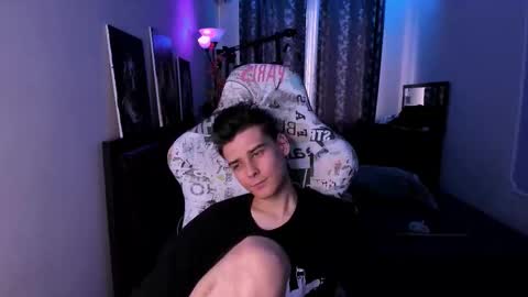 Foxicfu online show from February 7, 8:06 am