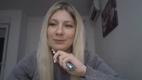 foxy_bright online show from March 21, 7:18 pm