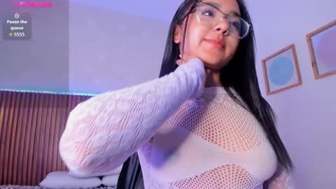 foxy_kylie online show from November 20, 9:45 pm