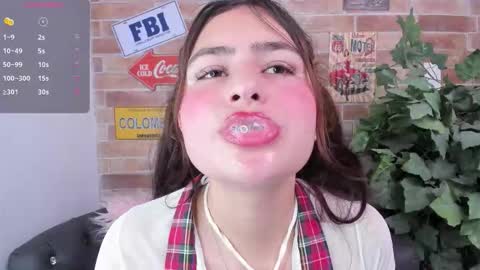 Miss Rhenna online show from December 19, 6:58 pm